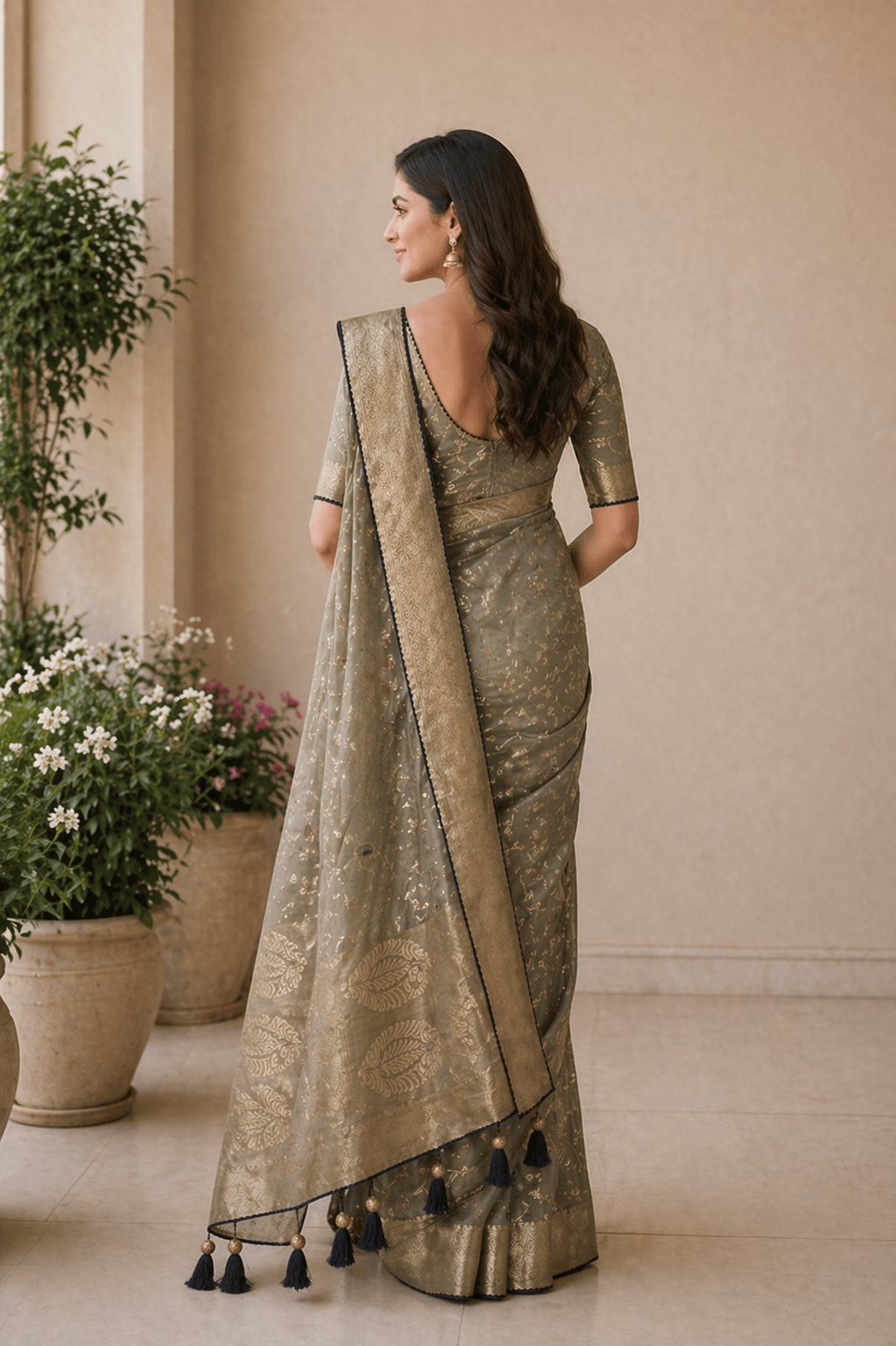 Jasleen - Tissue Embroidery Saree