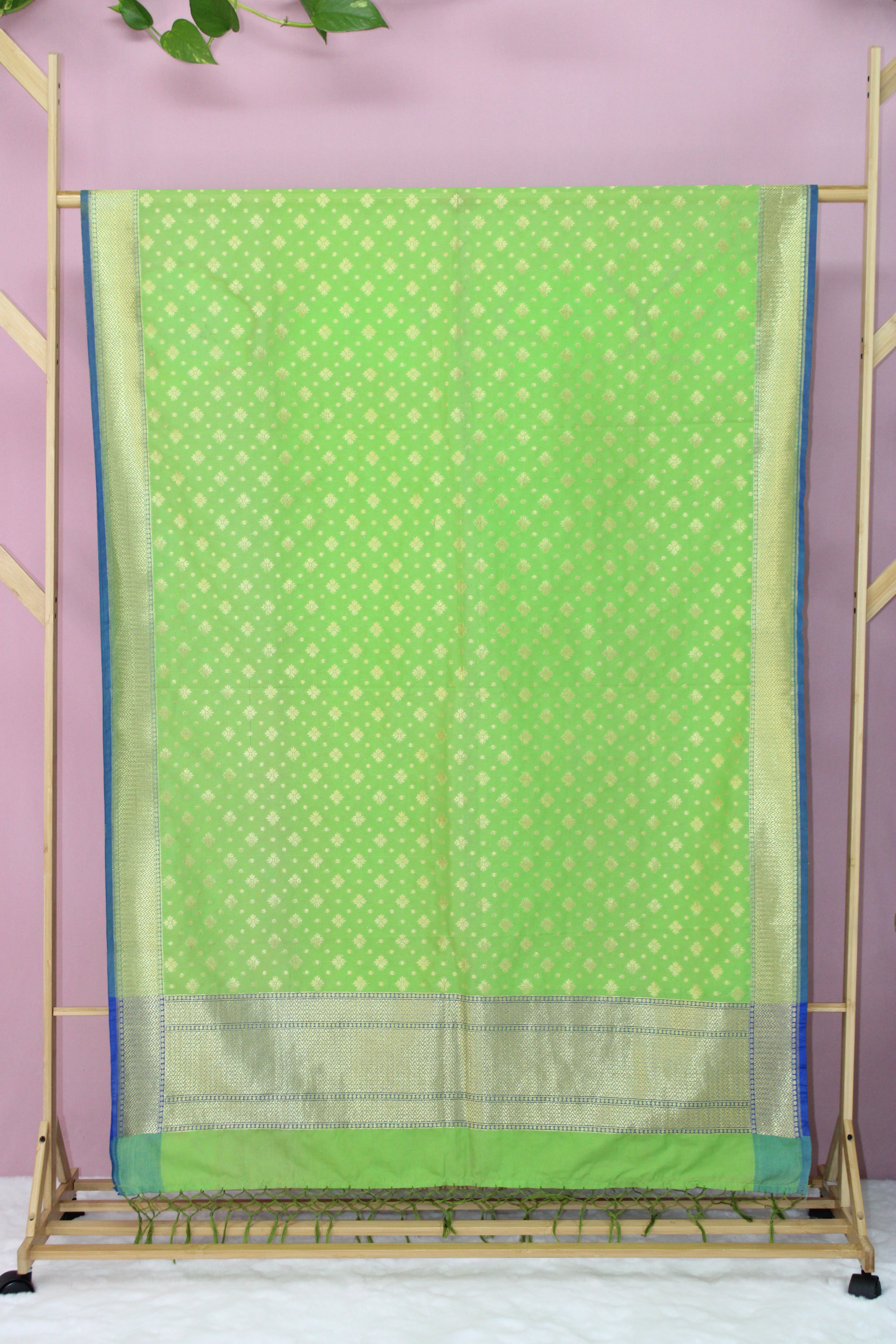 Brocade dupatta