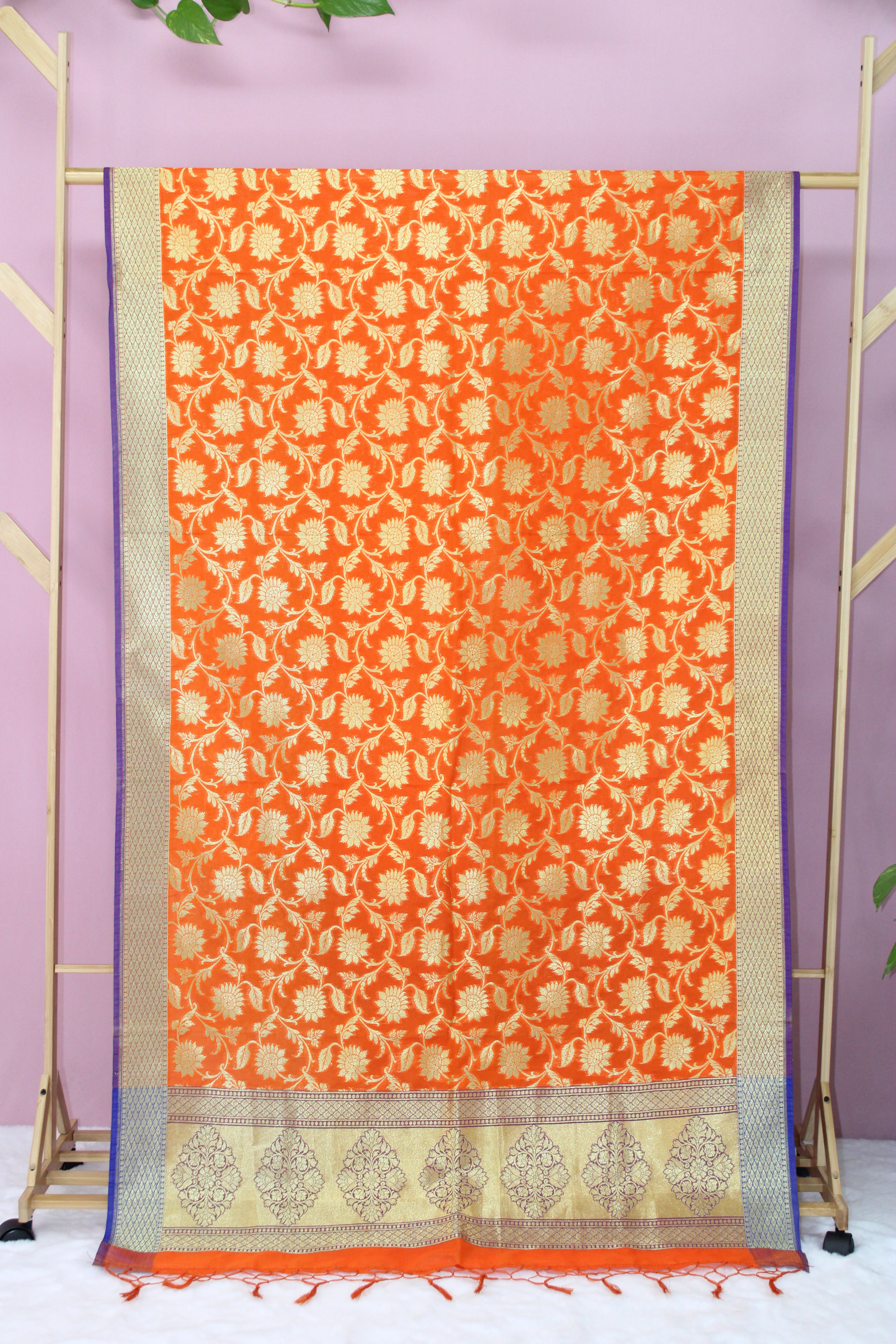 Brocade dupatta