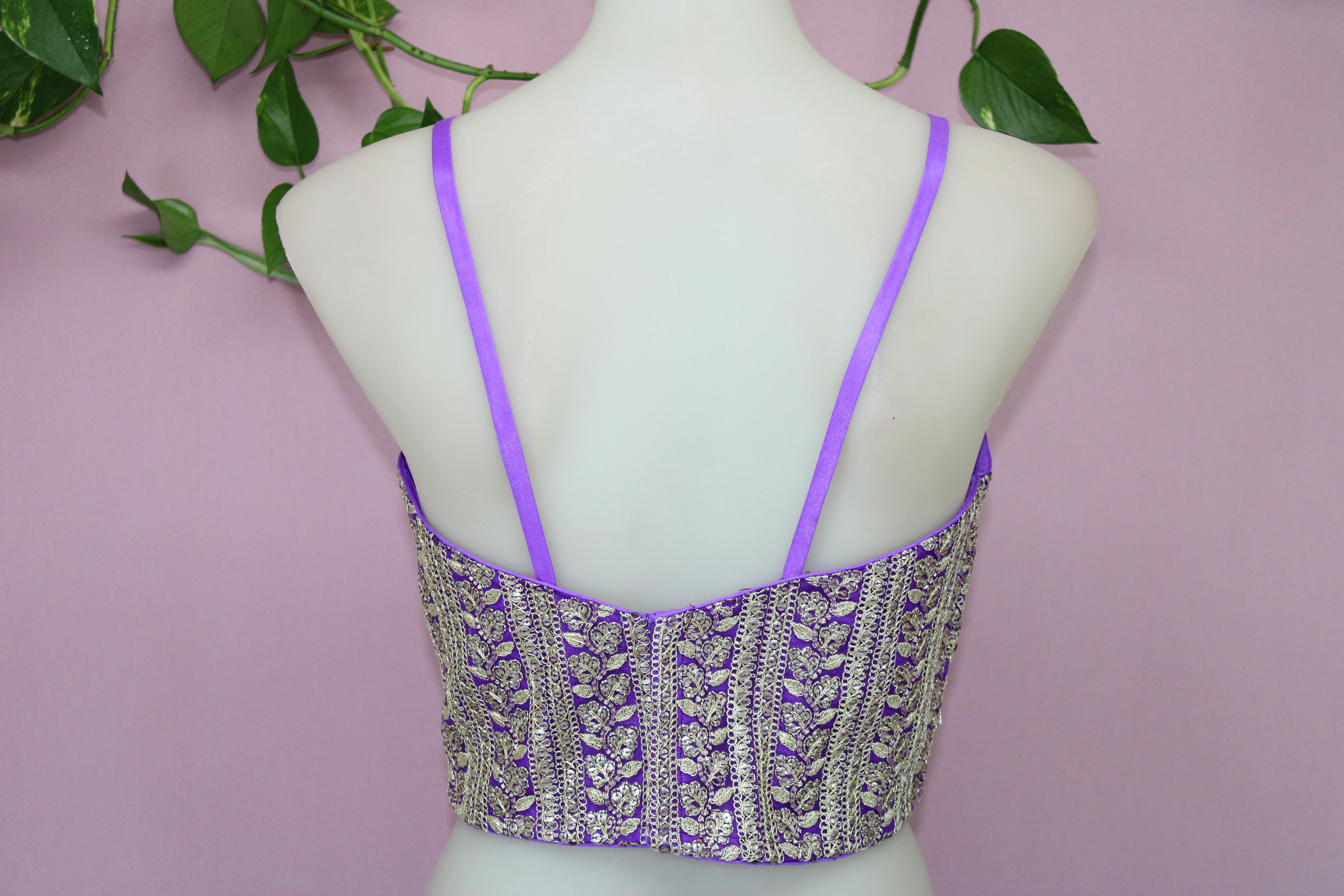 Daisy - Netting Embroidered Sleeveless Corset Cut Blouse