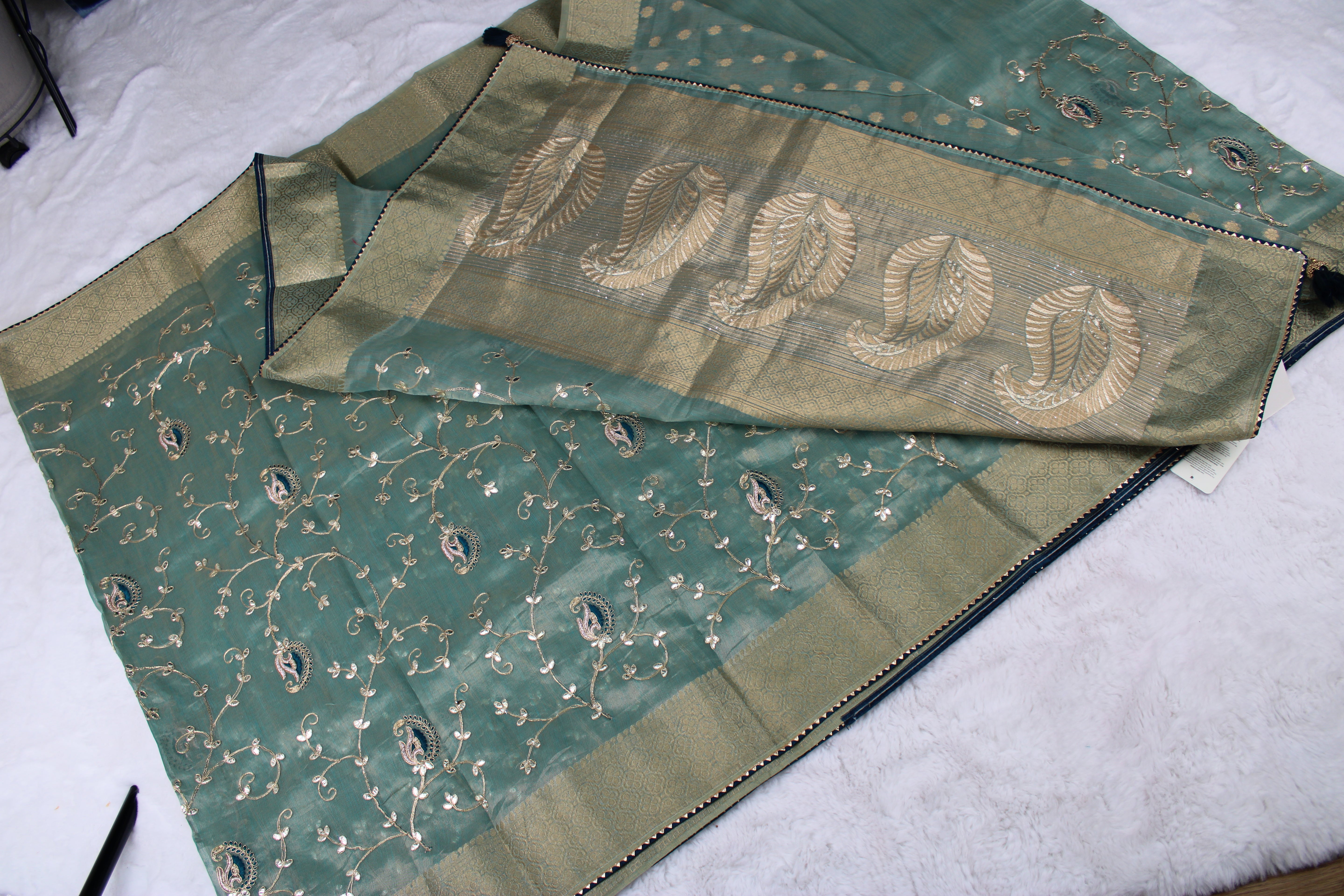Jasleen - Tissue Embroidery Saree