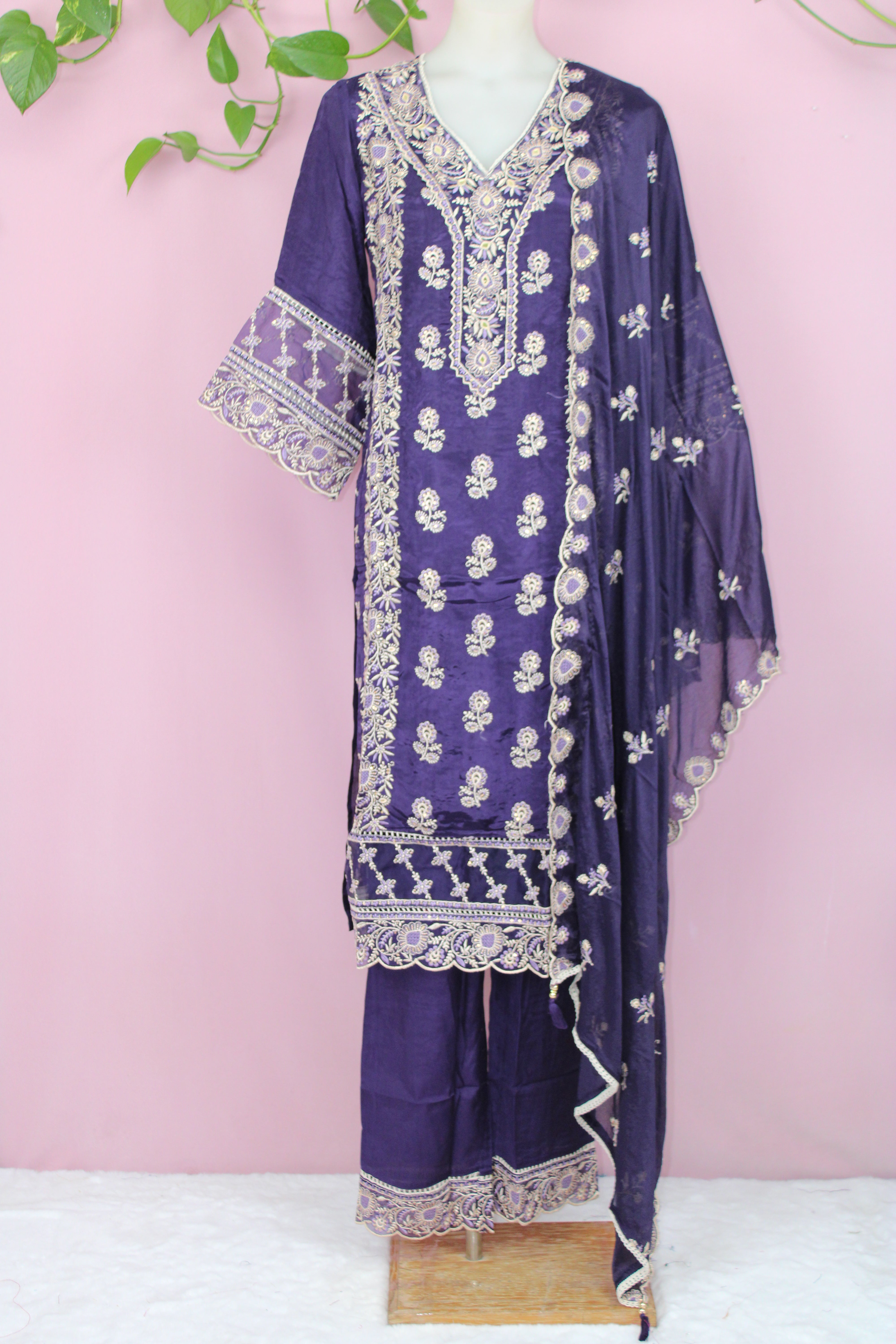 Karen - Silk Pakistani-Style Straight Suit