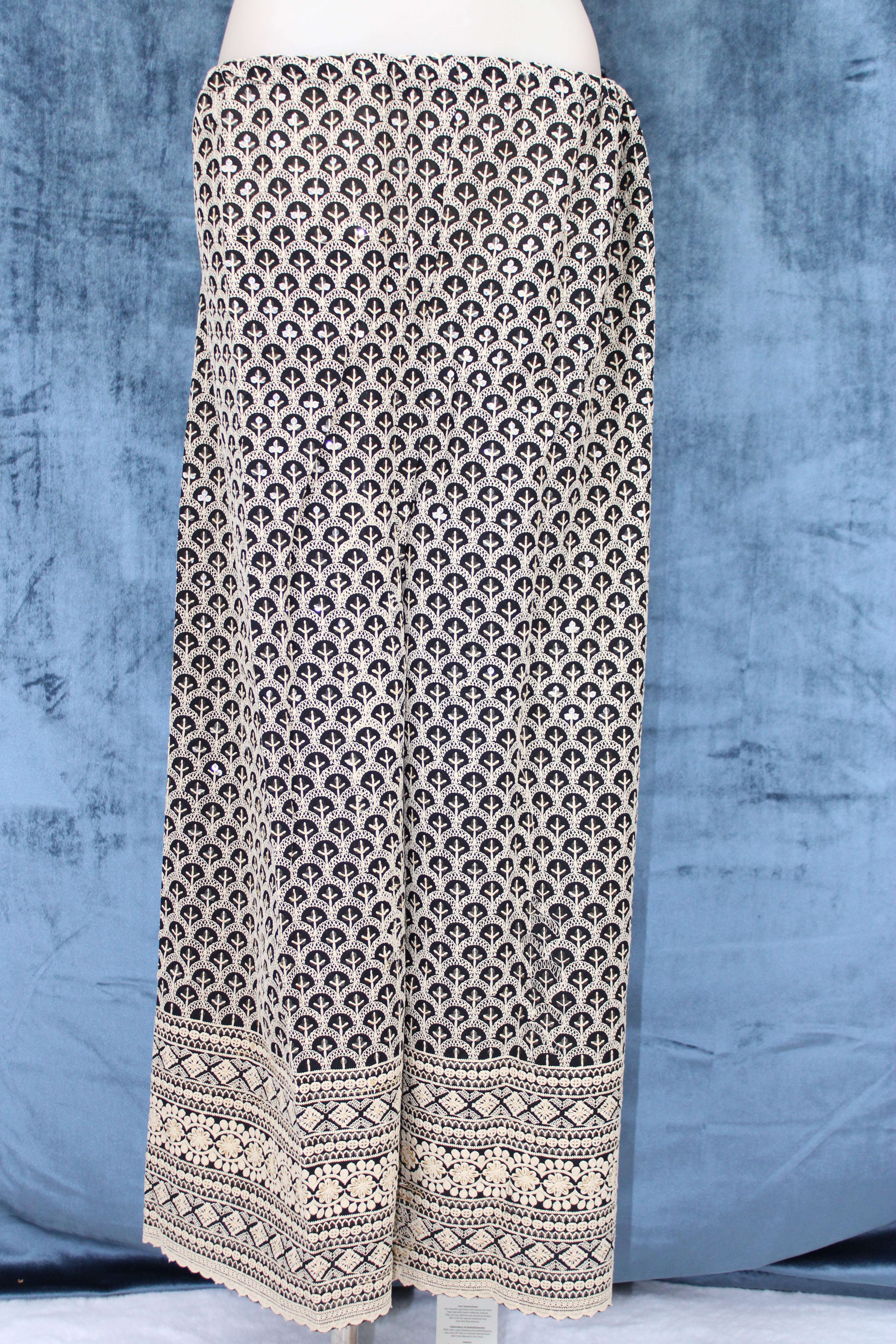 Mastani Contrast Embroidery - Plazo Pant
