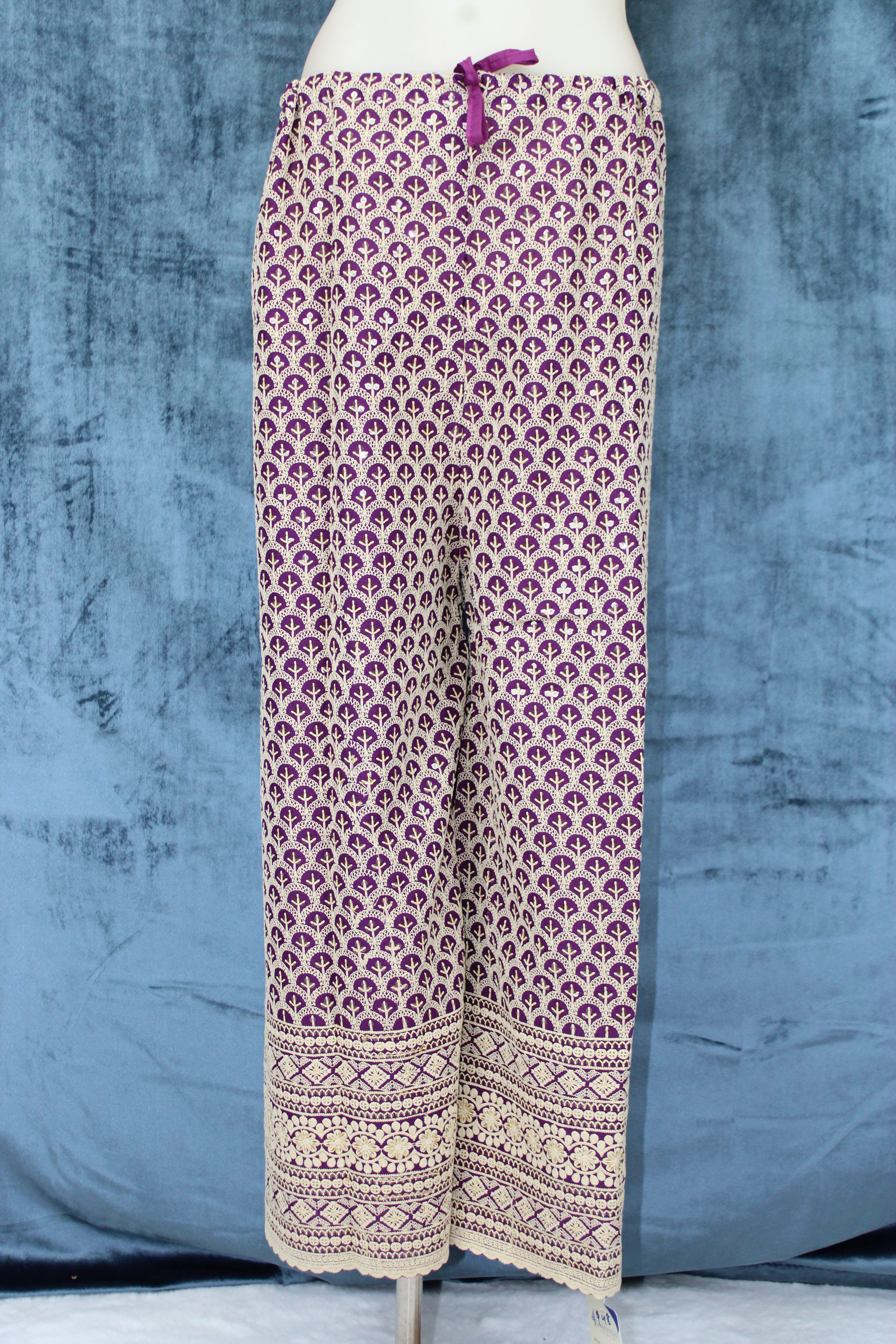 Mastani Contrast Embroidery - Plazo Pant