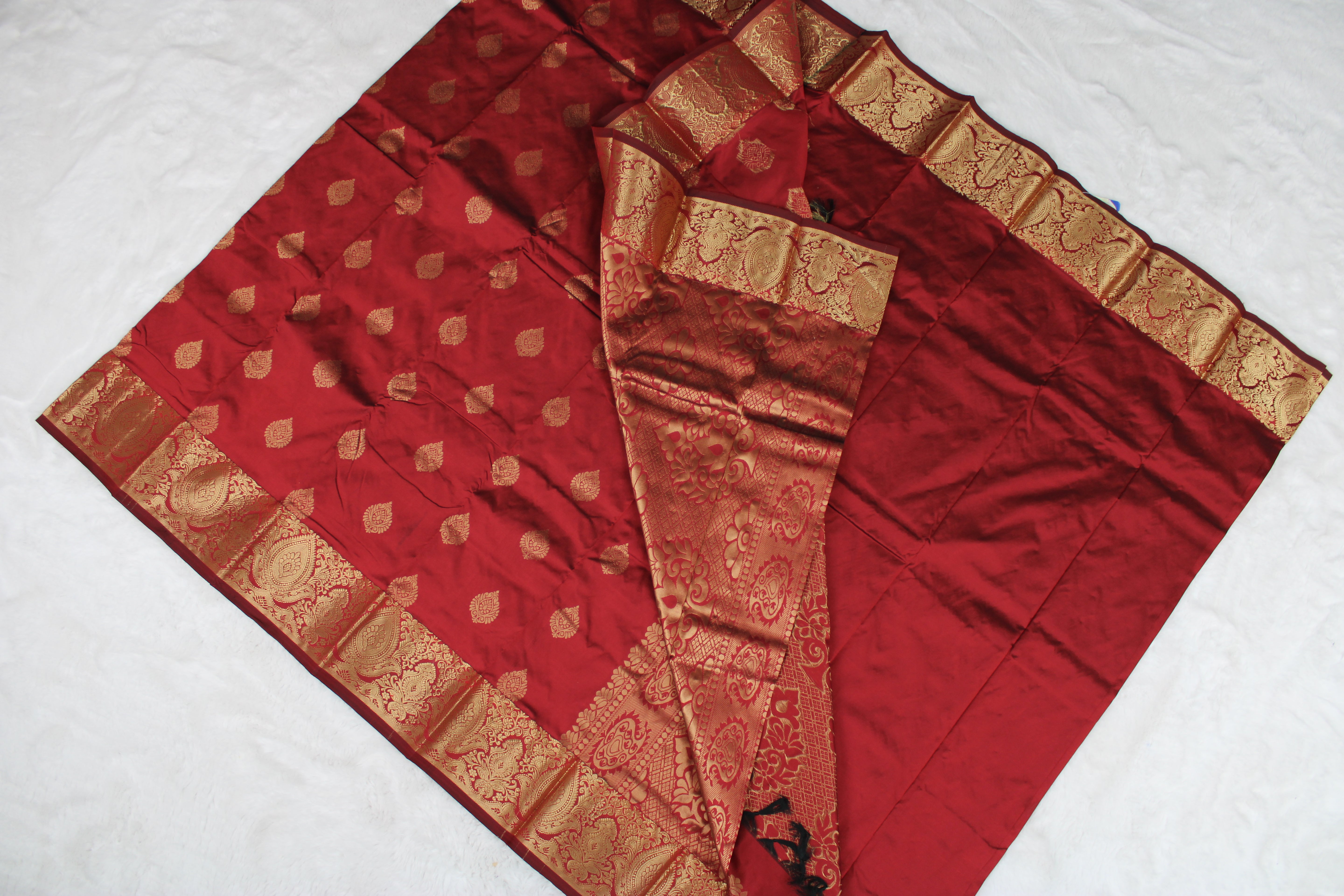 Mirai - Semi Silk Saree
