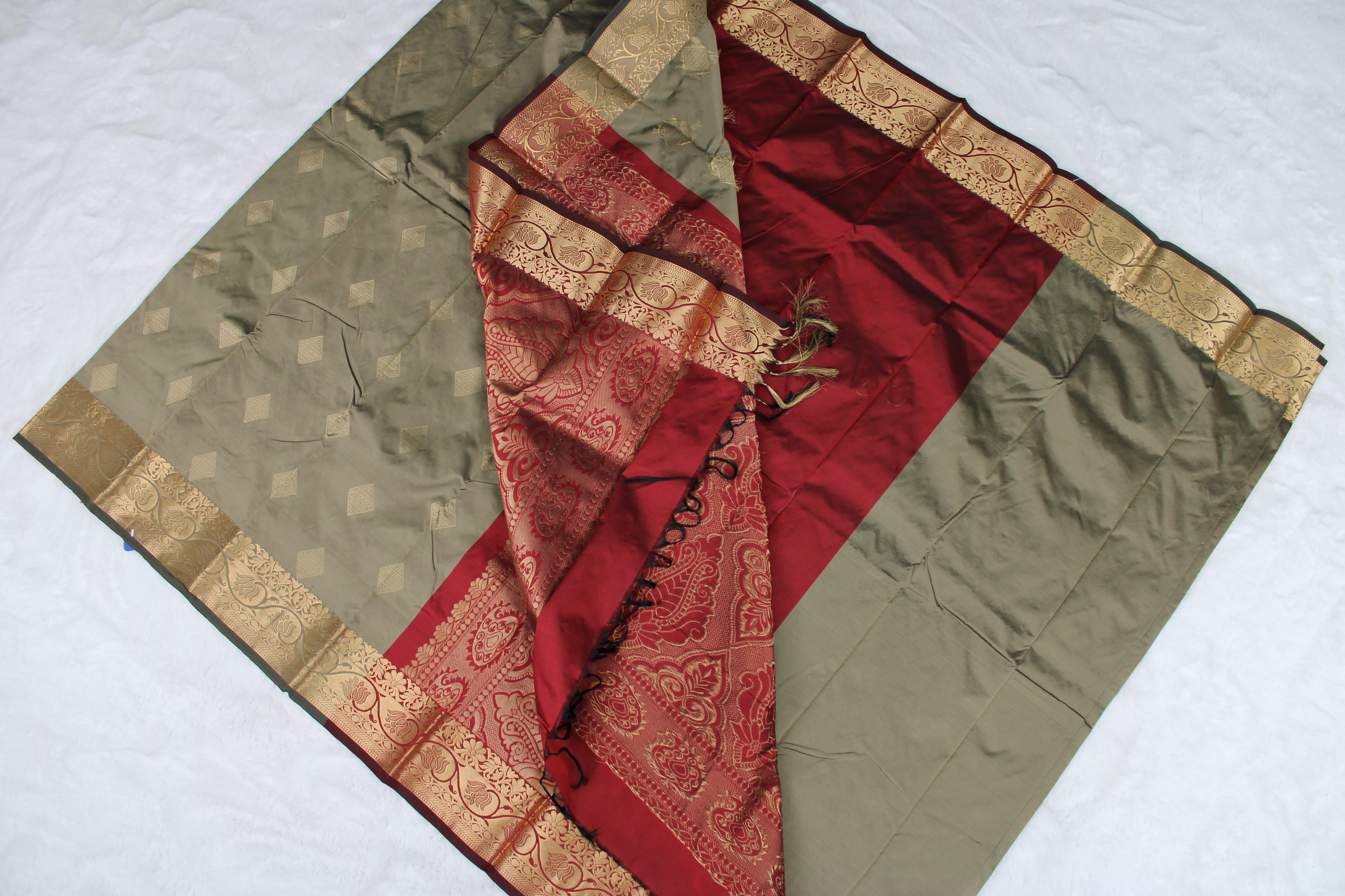 Mirai - Semi Silk Saree