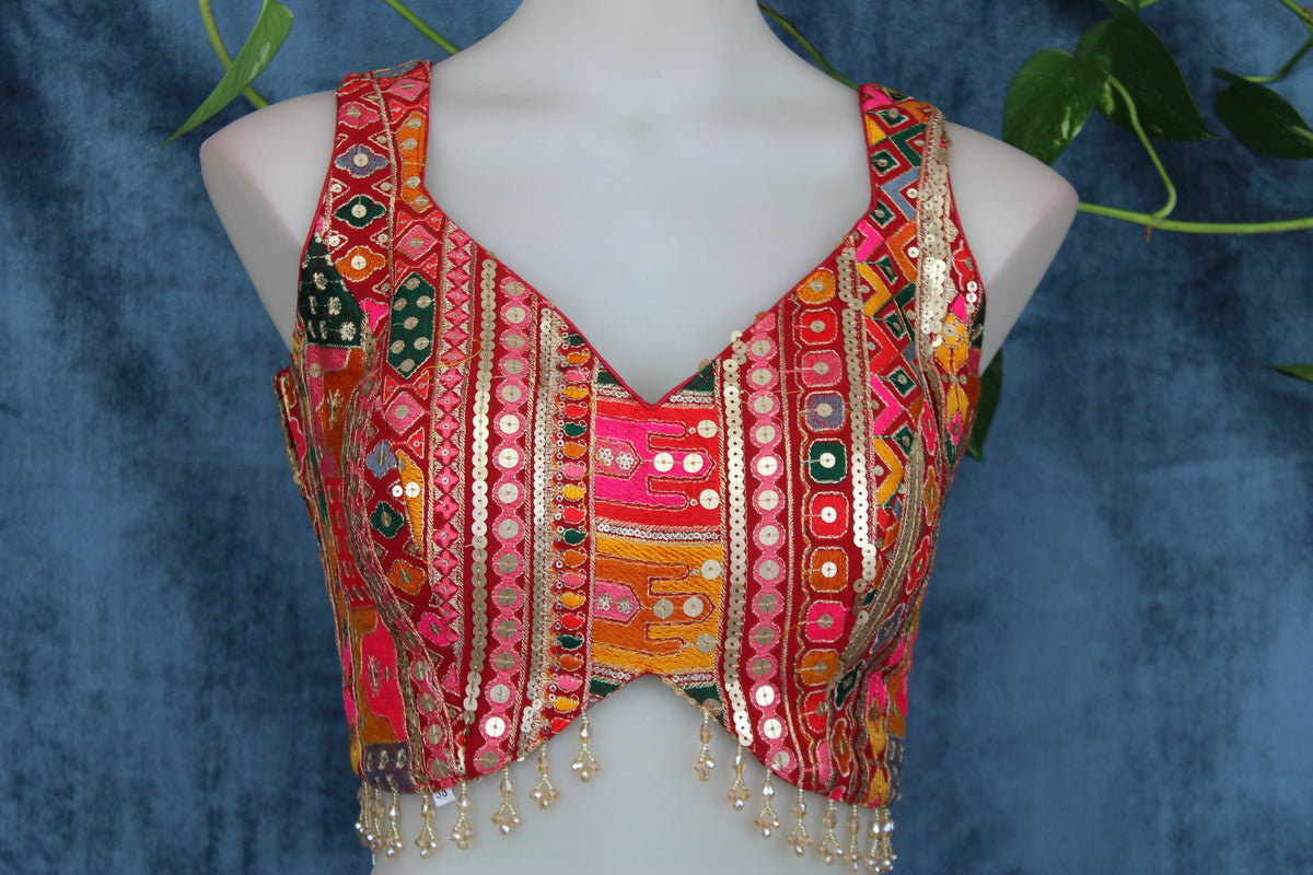 Niyati - Embroidered Blouse