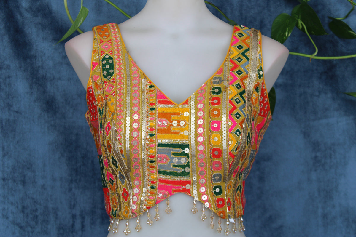 Niyati - Embroidered Blouse