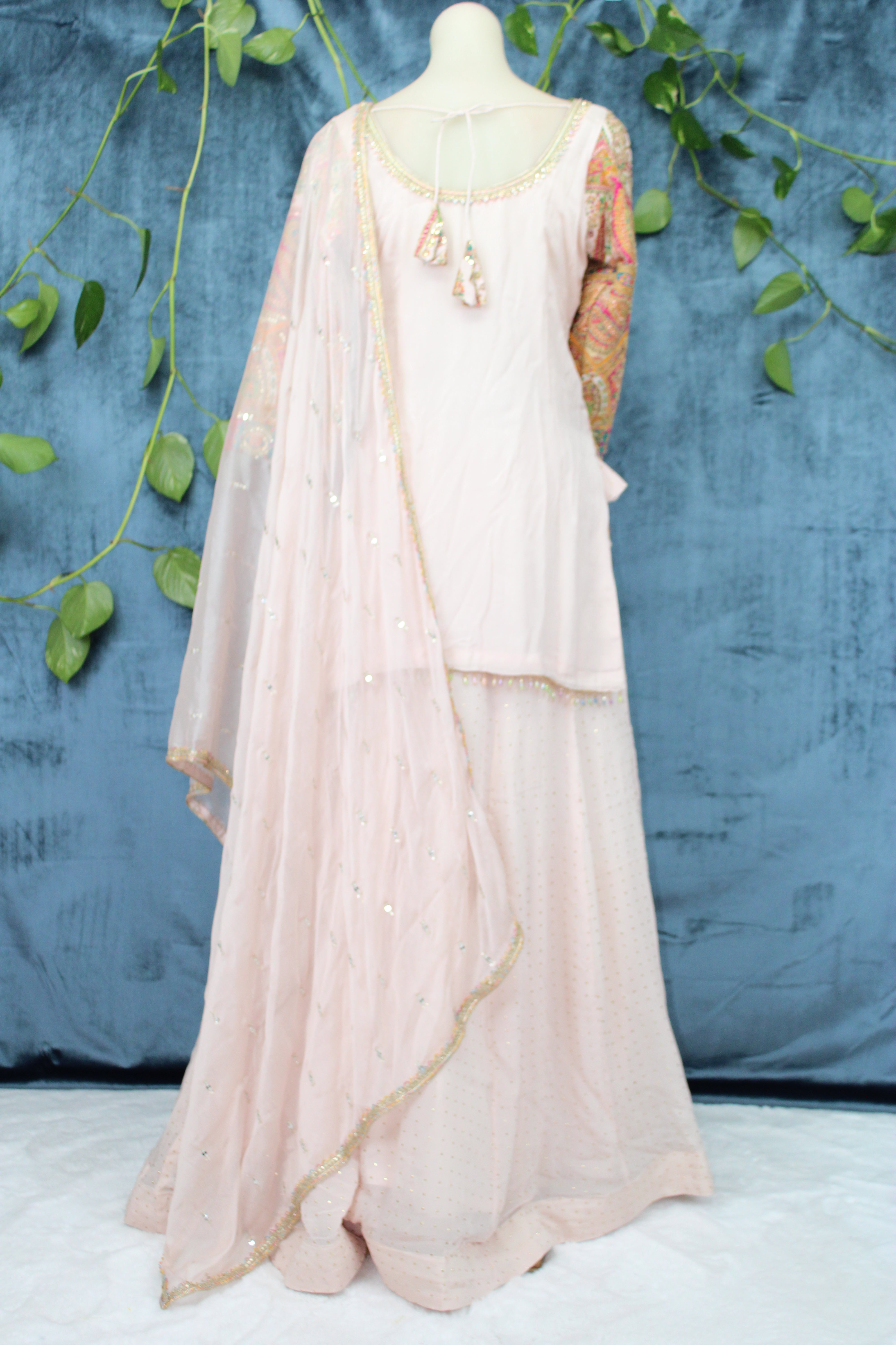 Noori - Chiffon Lehnga