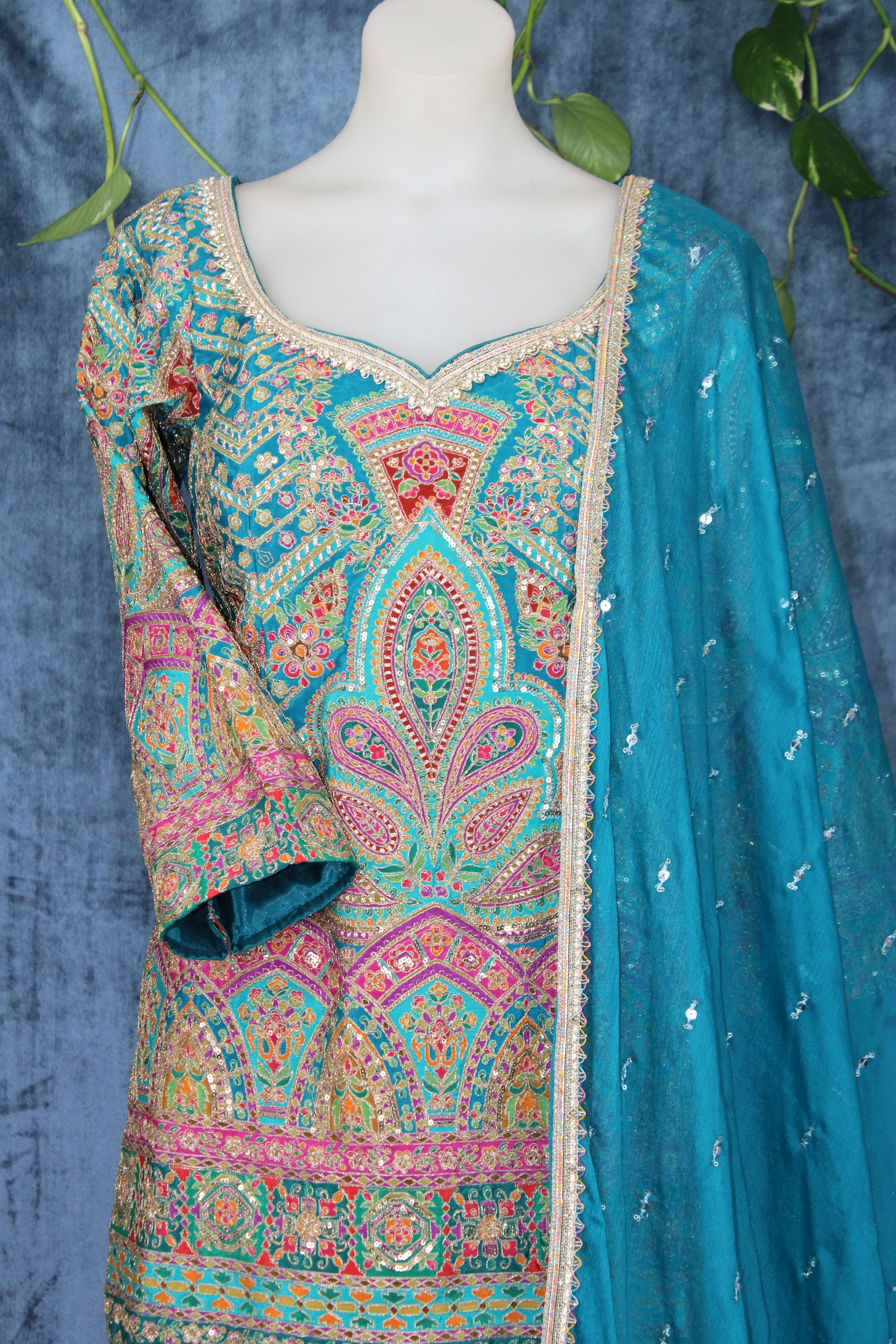 Noori - Chiffon Lehnga