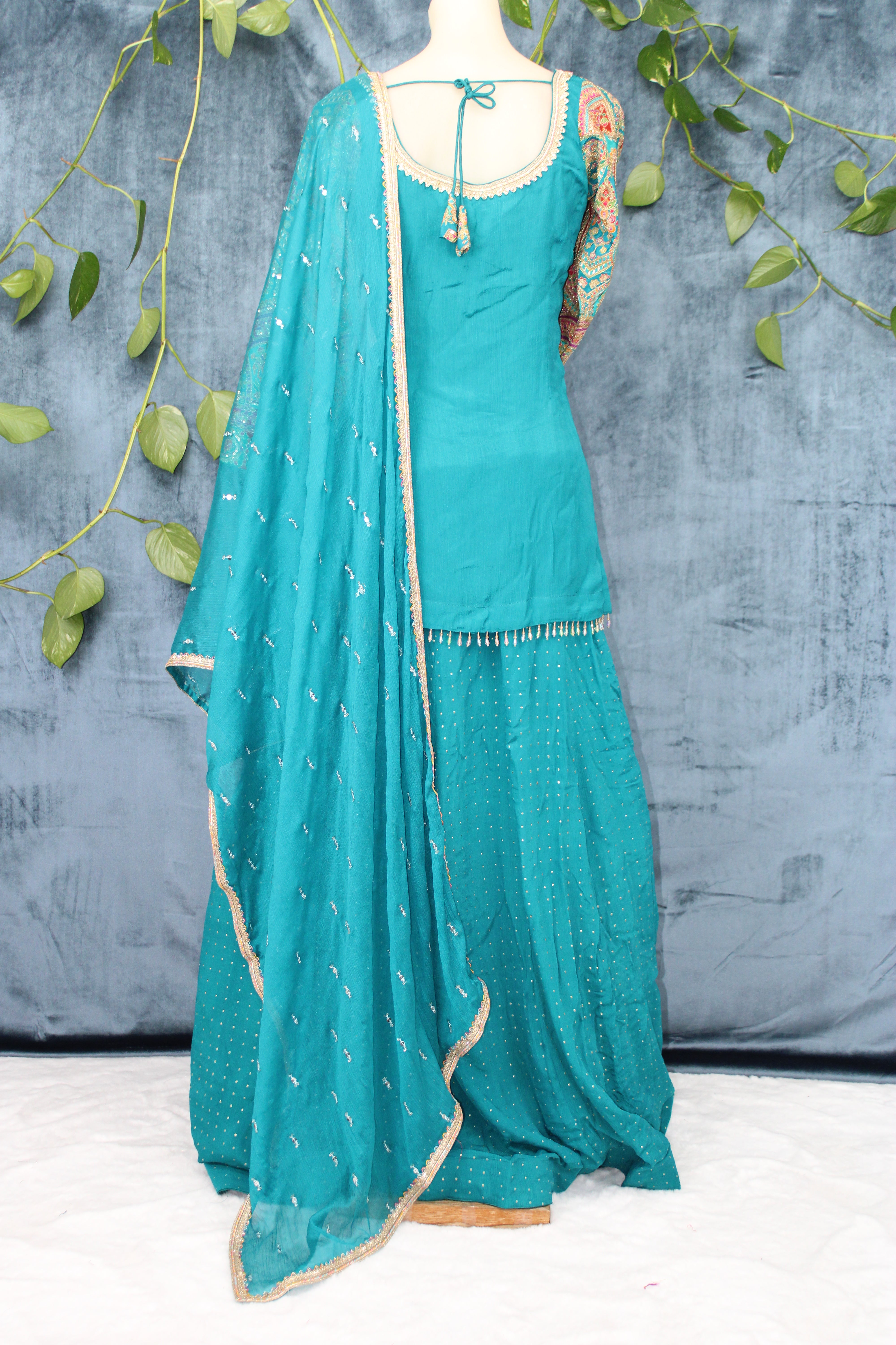 Noori - Chiffon Lehnga