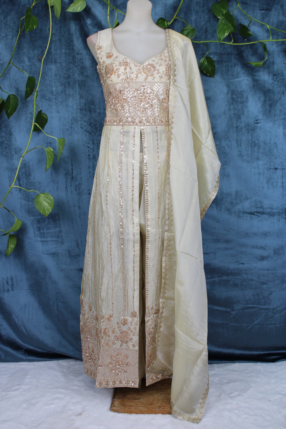Pooja - Straight Suit