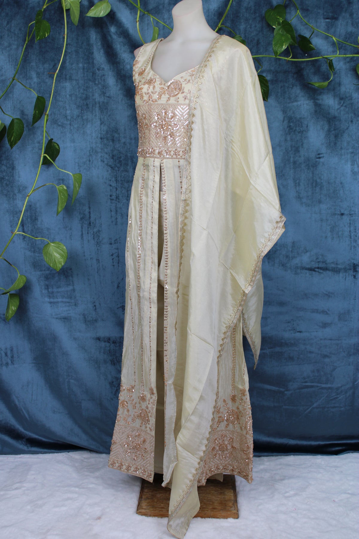 Pooja - Straight Suit
