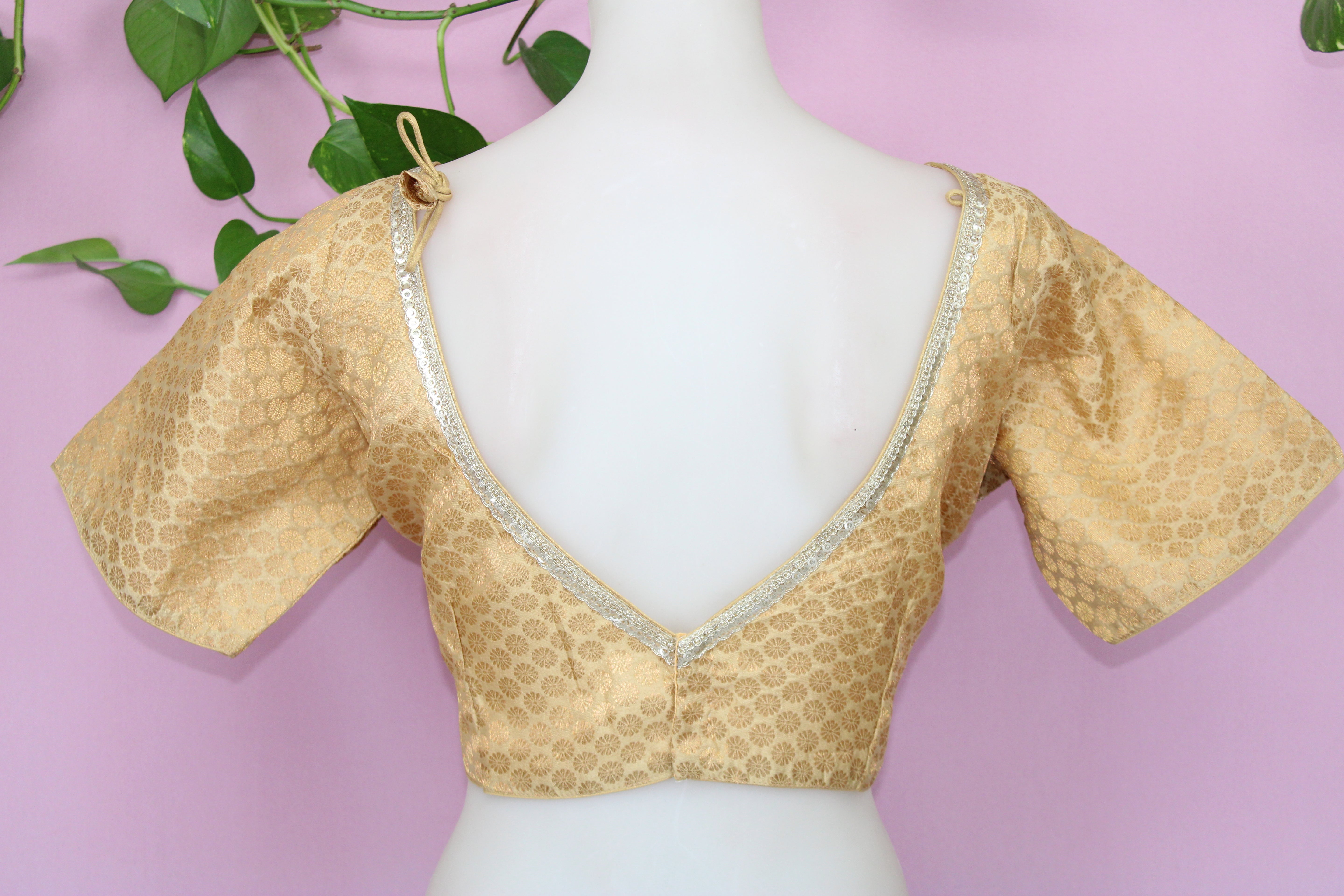 Roohi - Banarasi Silk Brocade Half Sleeves Padded Princess Cut Blouse