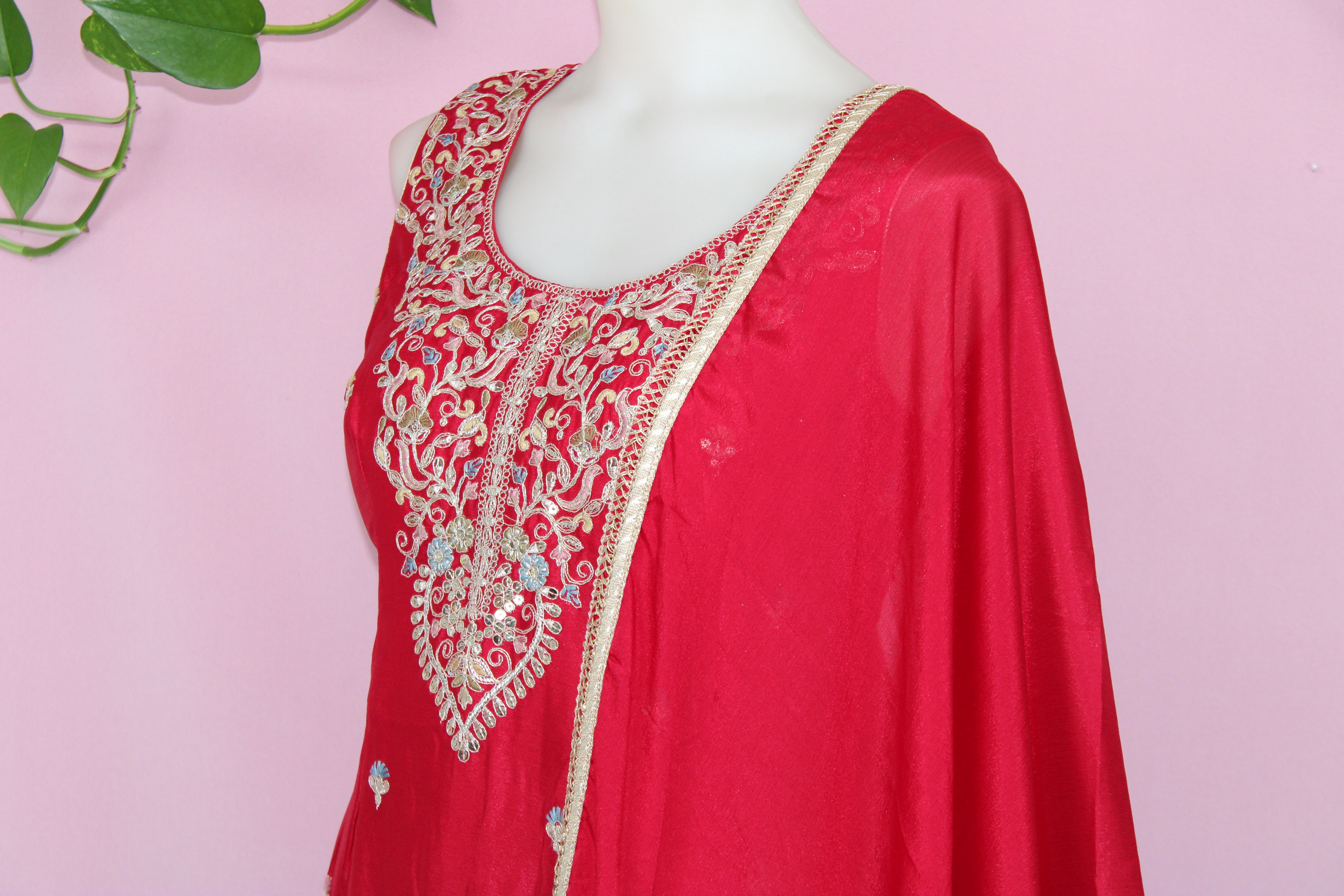 Samvya - Chinnon Embroidered Sleeveless Plazzo Suit