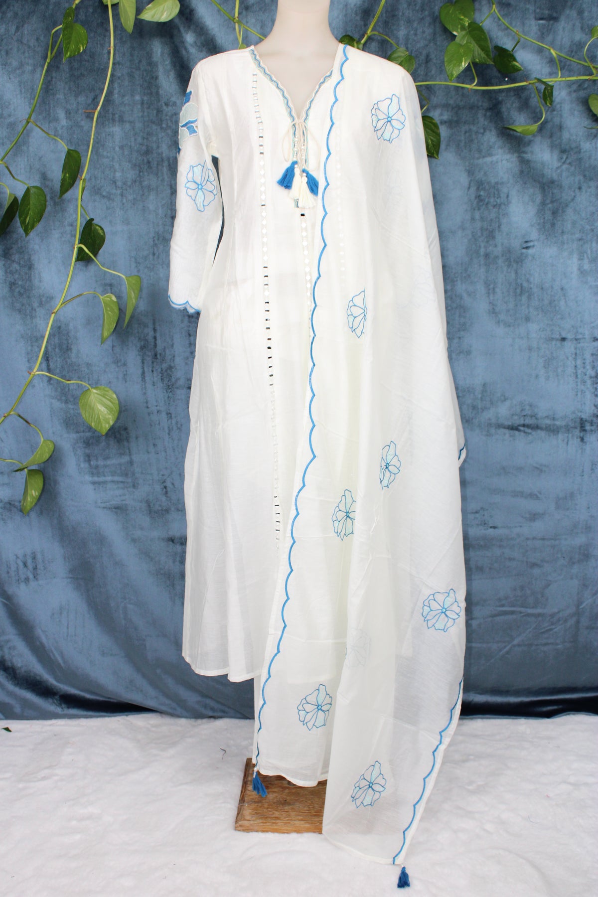 Shilpa - Straight Suit
