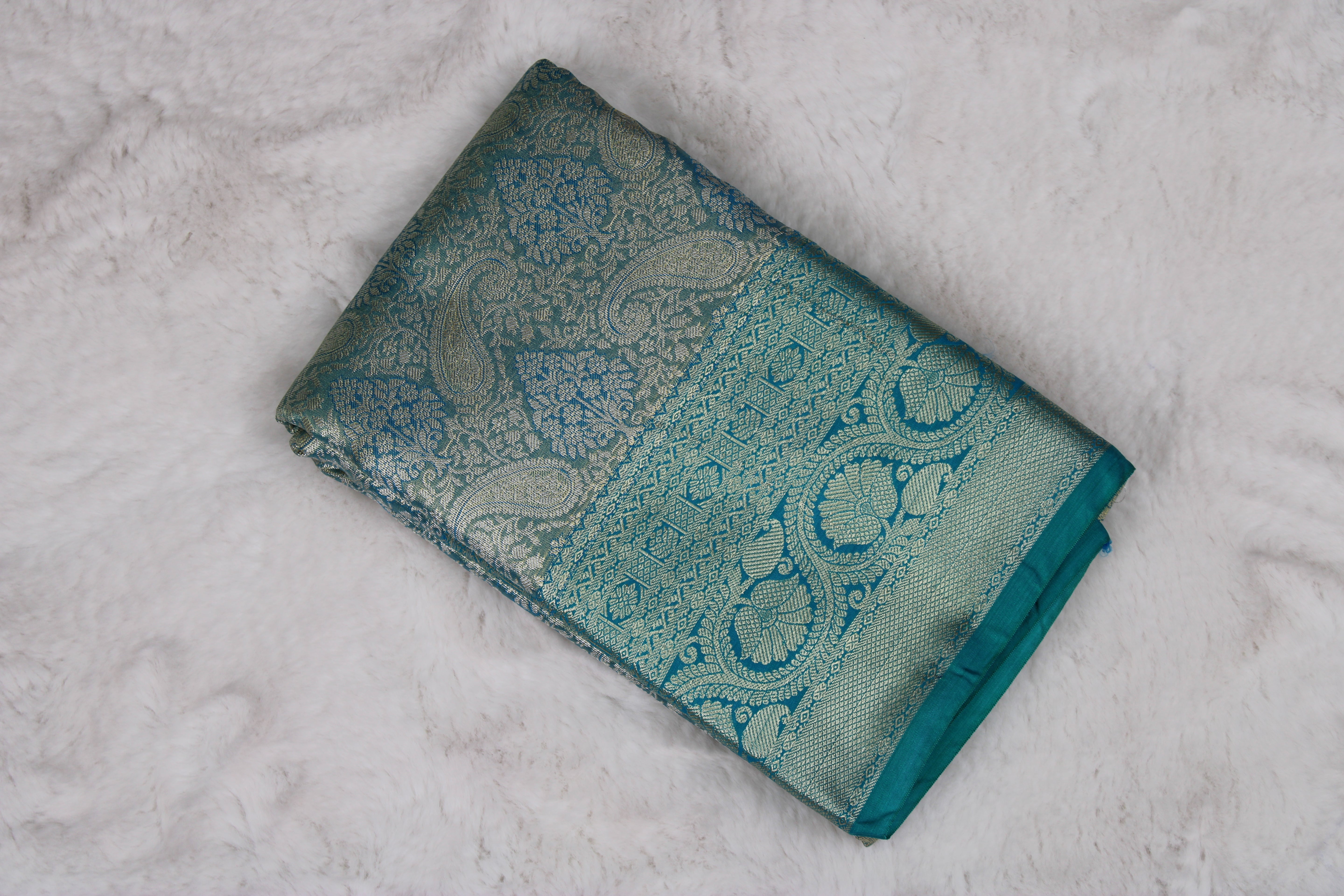 Shuchi - Kanchipuram Tissue Silk Saree.
