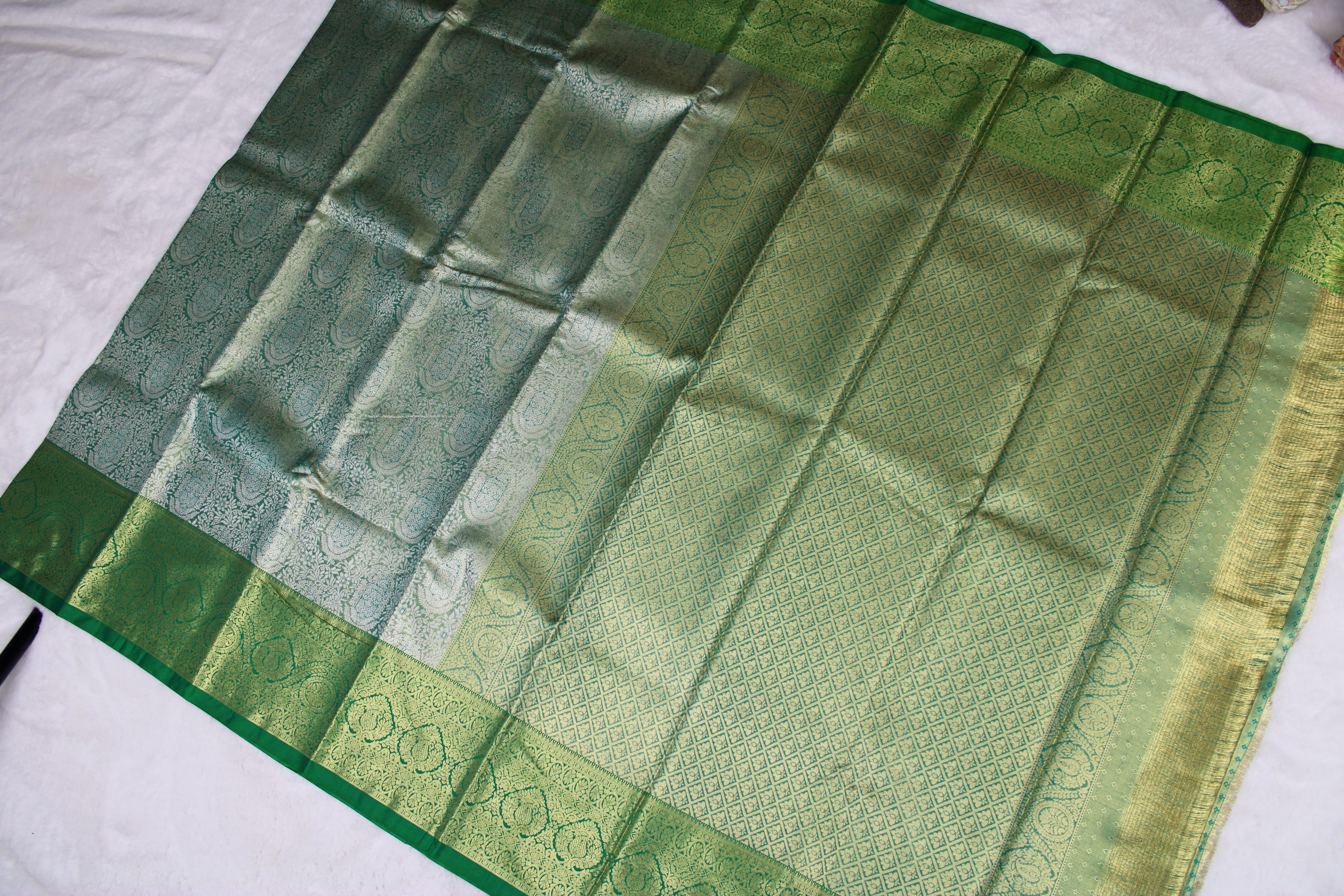 Shuchi - Kanchipuram Tissue Silk Saree.