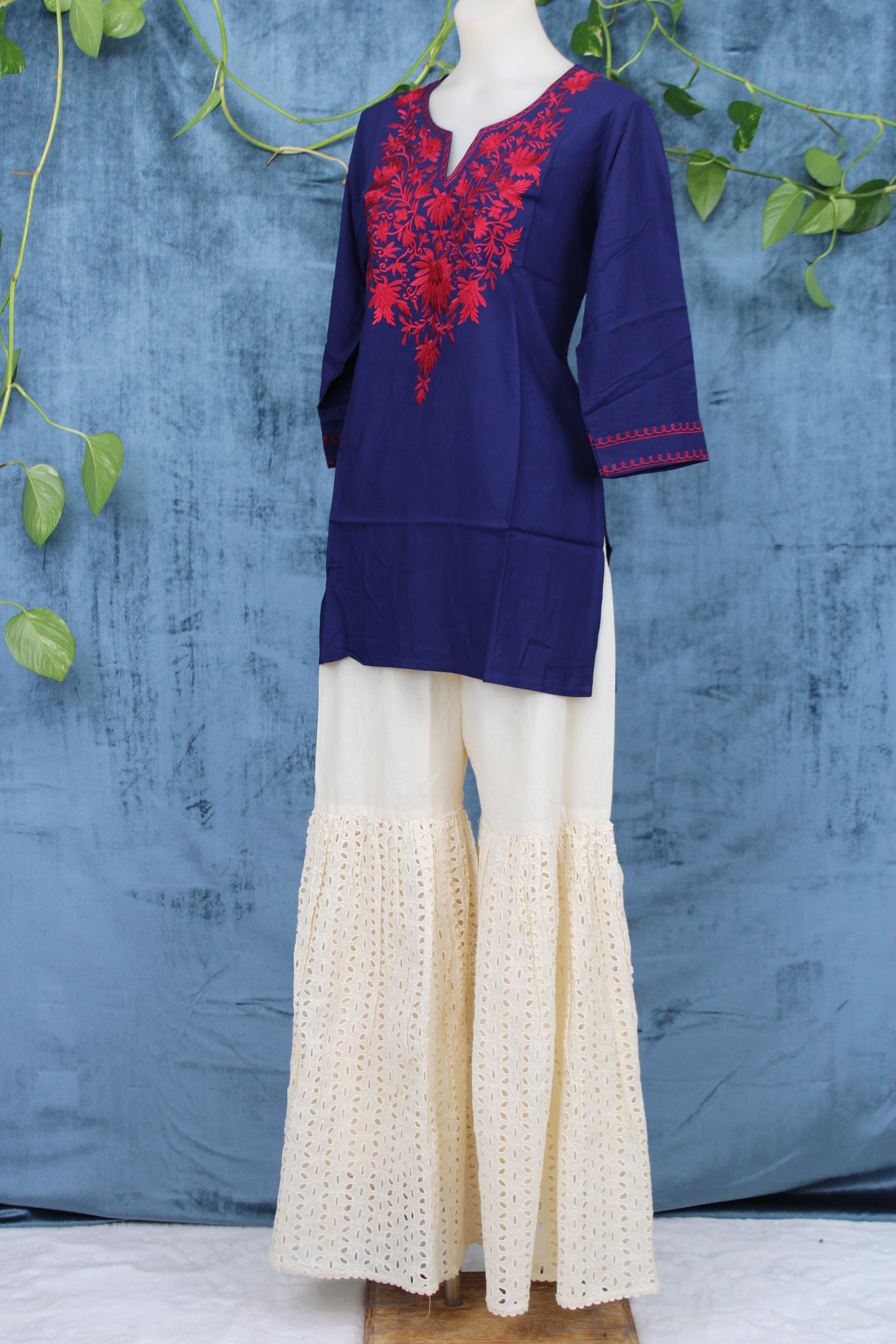 Tanvi - Cotton Kashmiri Yoke Embroidery Short Kurti