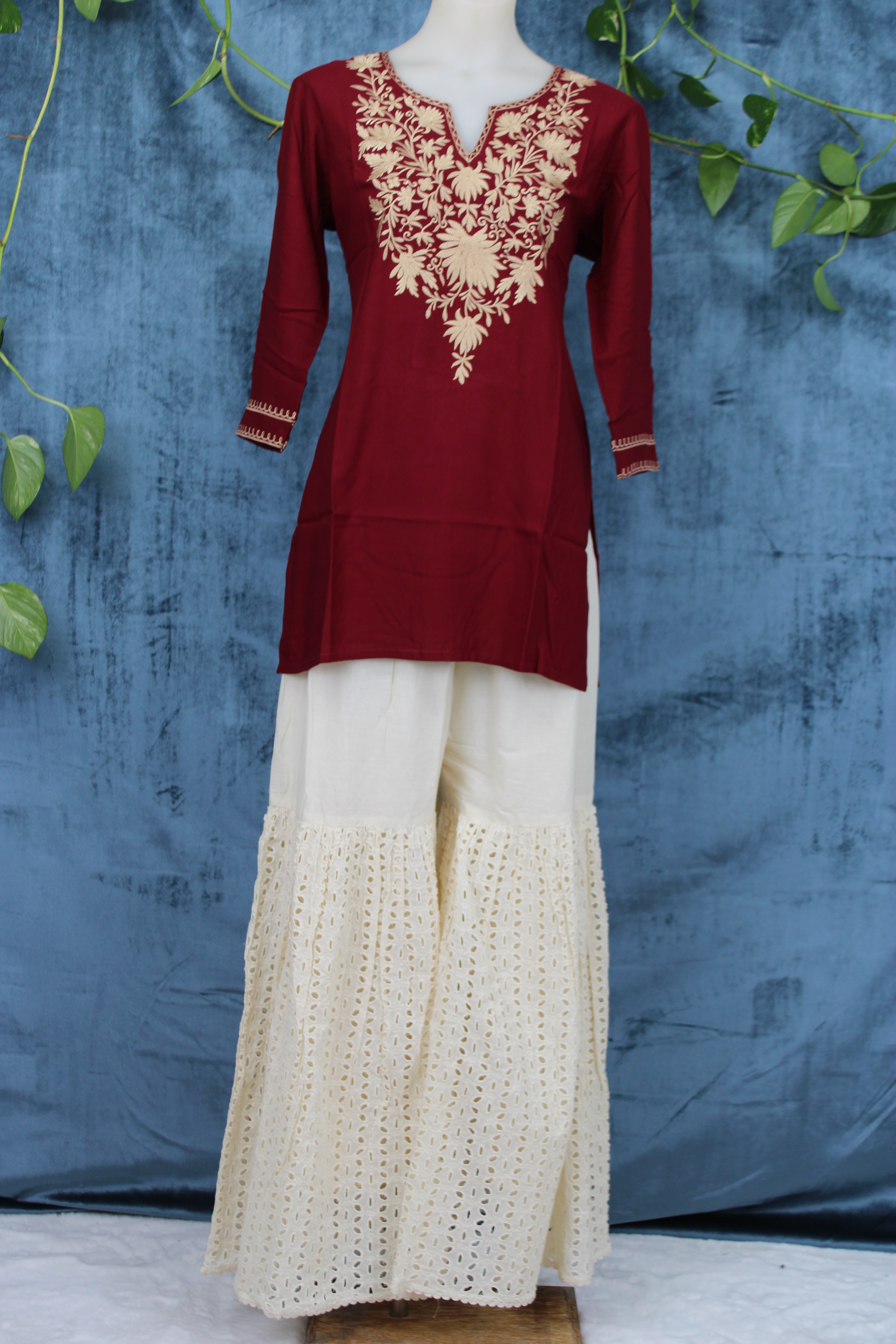 Tanvi - Cotton Kashmiri Yoke Embroidery Short Kurti