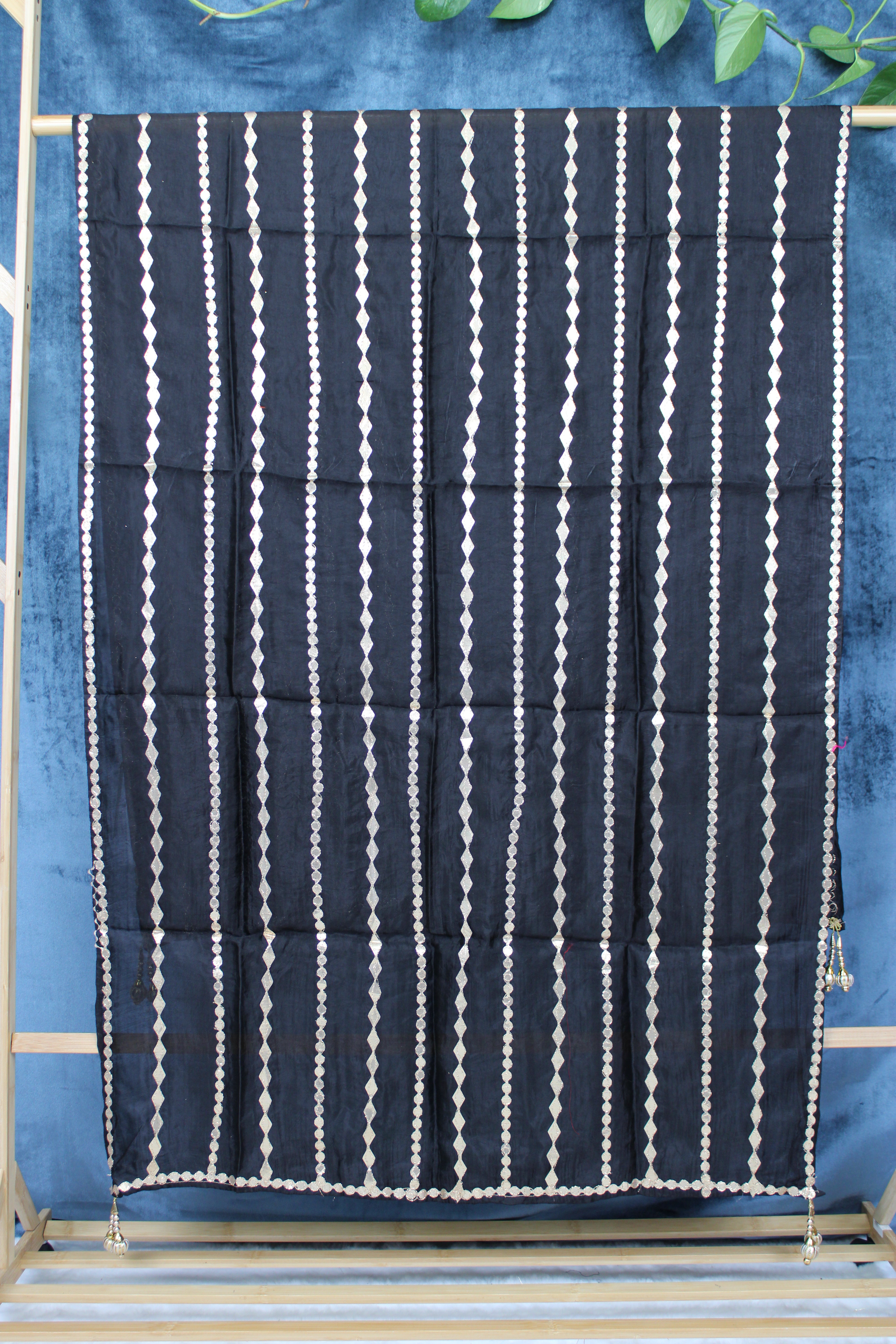 Vidhi - Dupatta